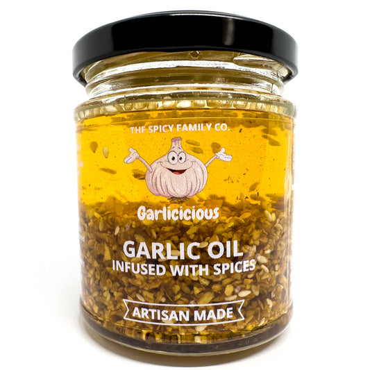 Garlic Spice Fusion: Aromatic Garlic Oil Infused with Exquisite Spices